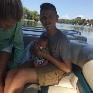 Meet your Posher, Logan